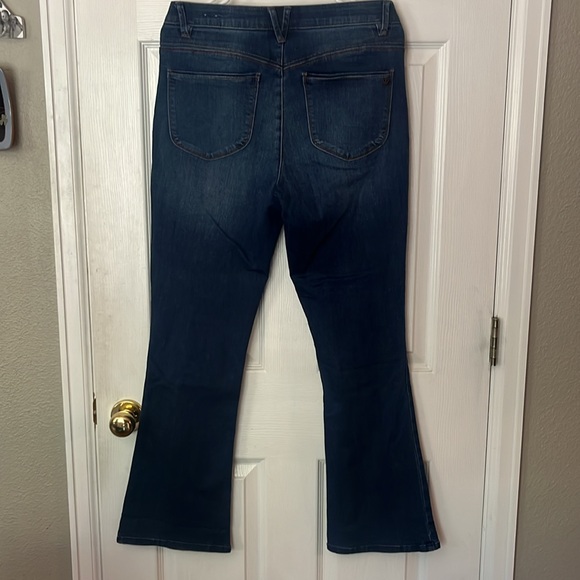 Wit and Wisdom bootcut jeans - Picture 2 of 3